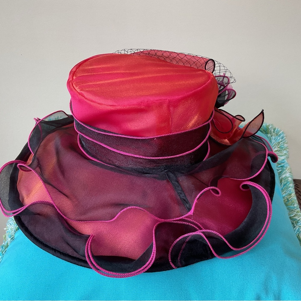 Forbusite Women’s Two-Toned Hot Pink Hat / Excellent Condition - Like New / OS - Picture 3 of 6